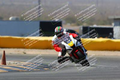 media/Mar-28-2022-Superbike Trackdays (Mon) [[b8603d0f67]]/Novice Group (1130am-12pm)/Turn 2/